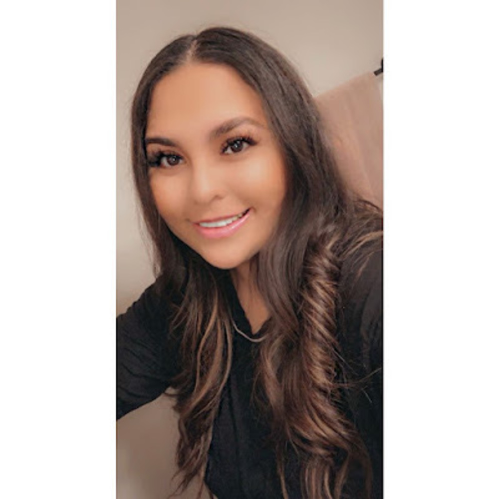 Meet your Posher, Carissa